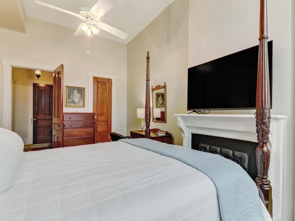 Parlor On Lafayette Villa Savannah Eksteriør billede
